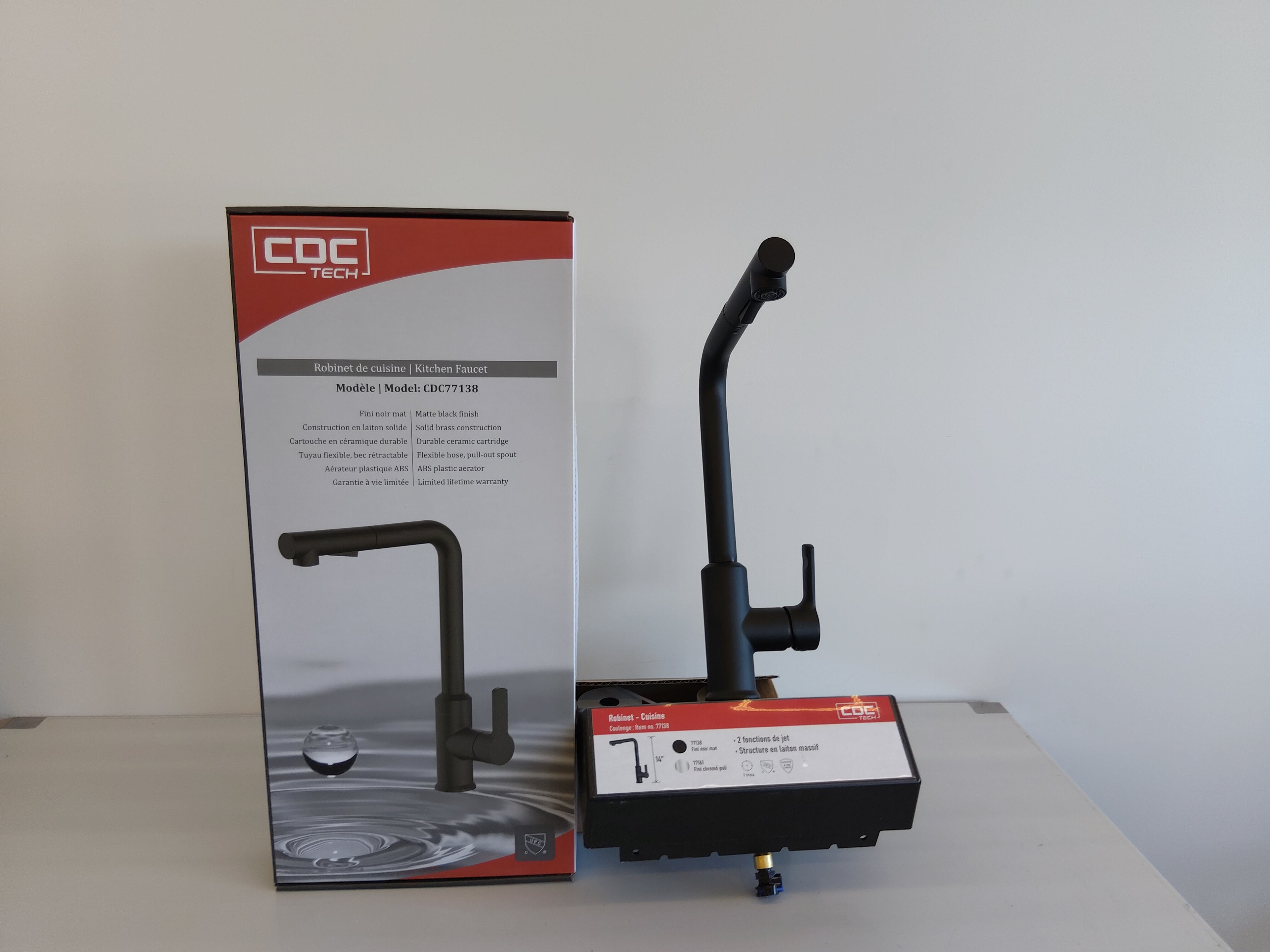 Robinet Noir mat 14''