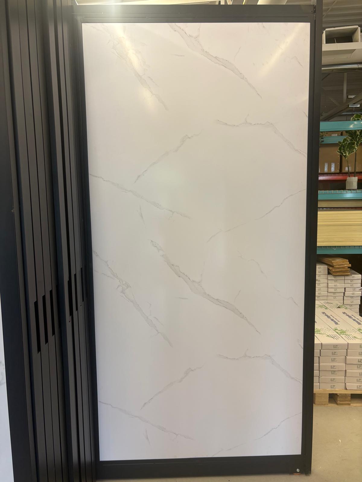 Panneau BC 1 (4 pieds x 8 pieds, épaisseur 5mm)
