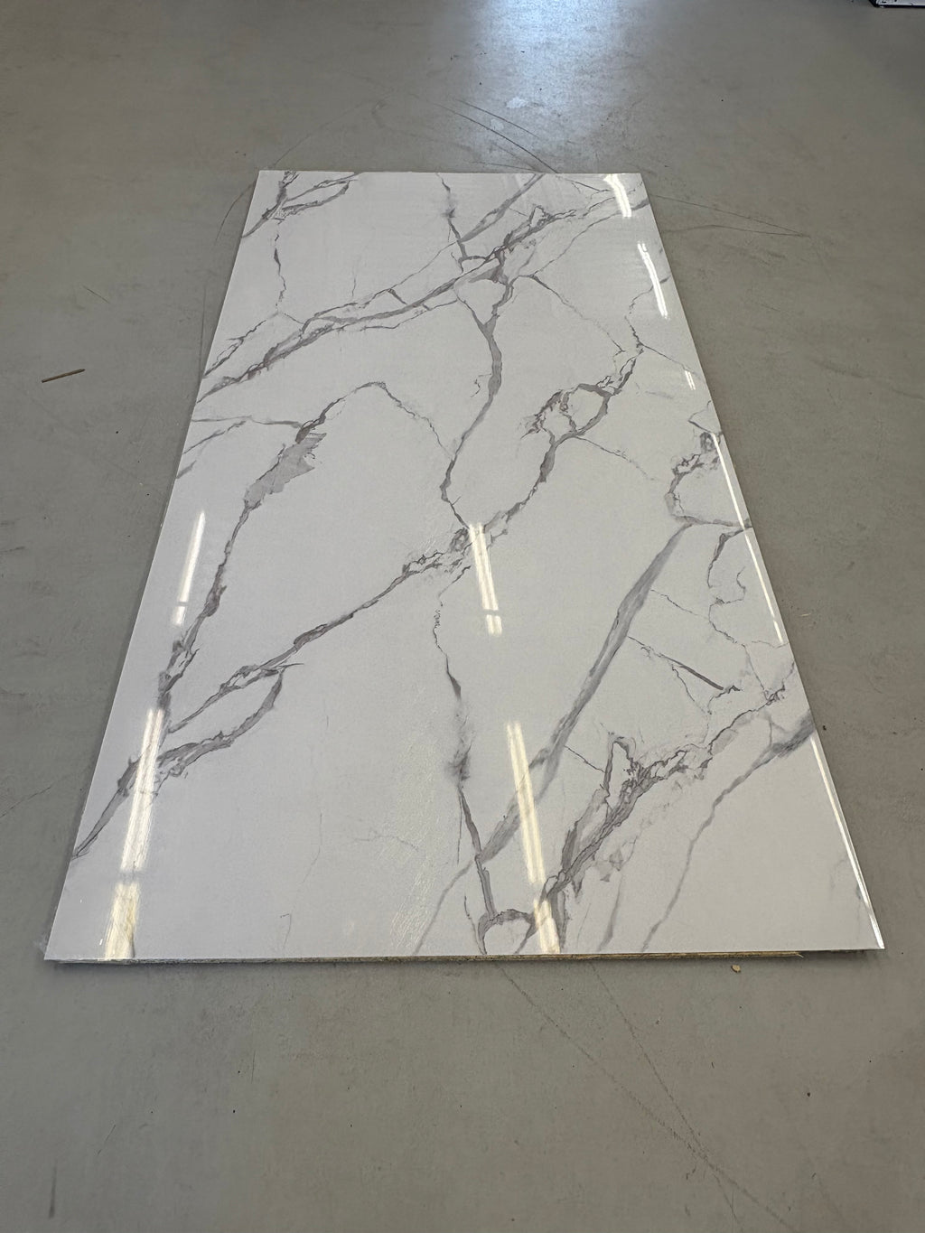 Panneau PVC imitation marbre 4 pieds x 8 pieds - FM 2