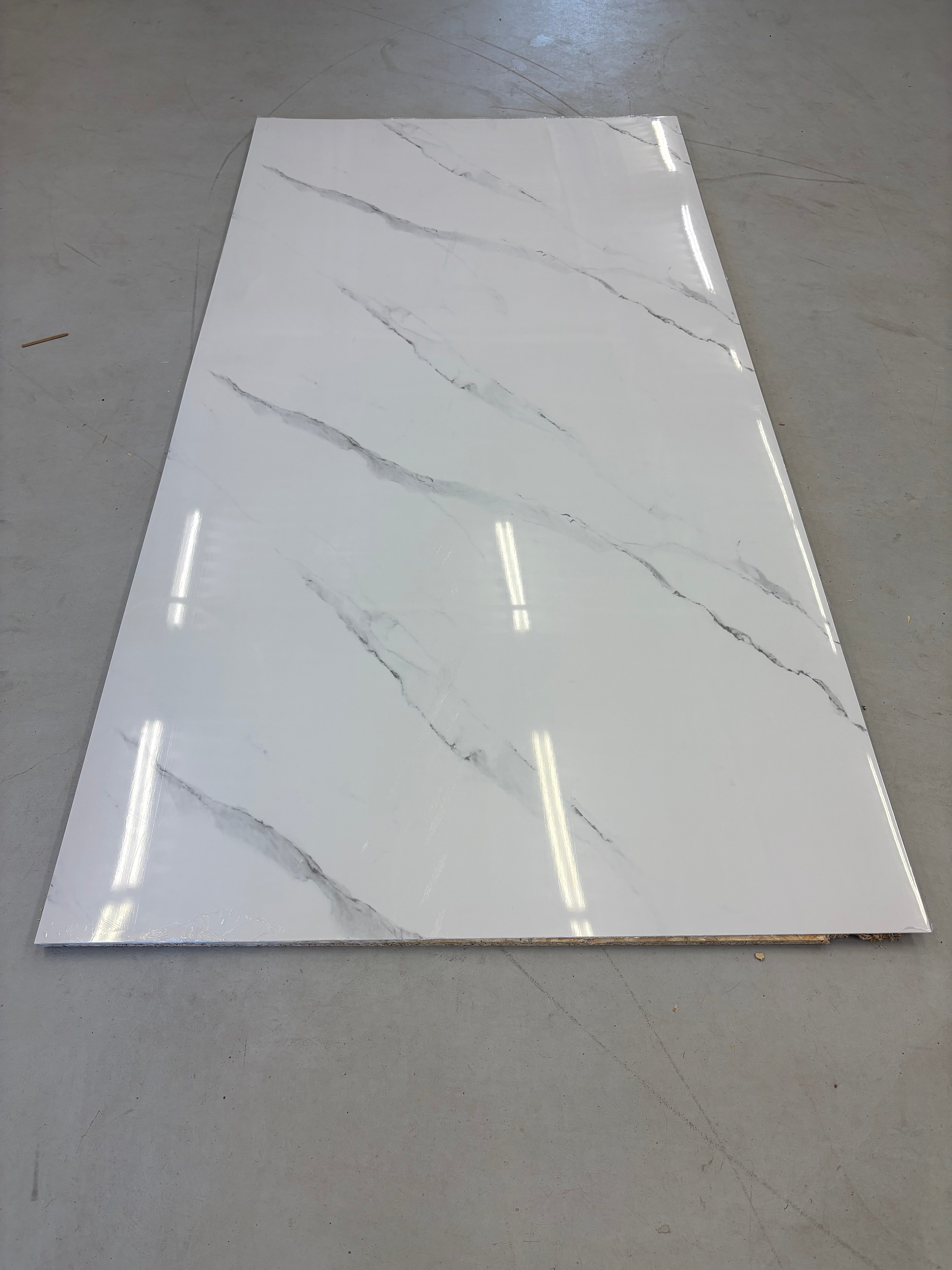 Panneau PVC imitation marbre 4 pieds x 8 pieds - FM 10