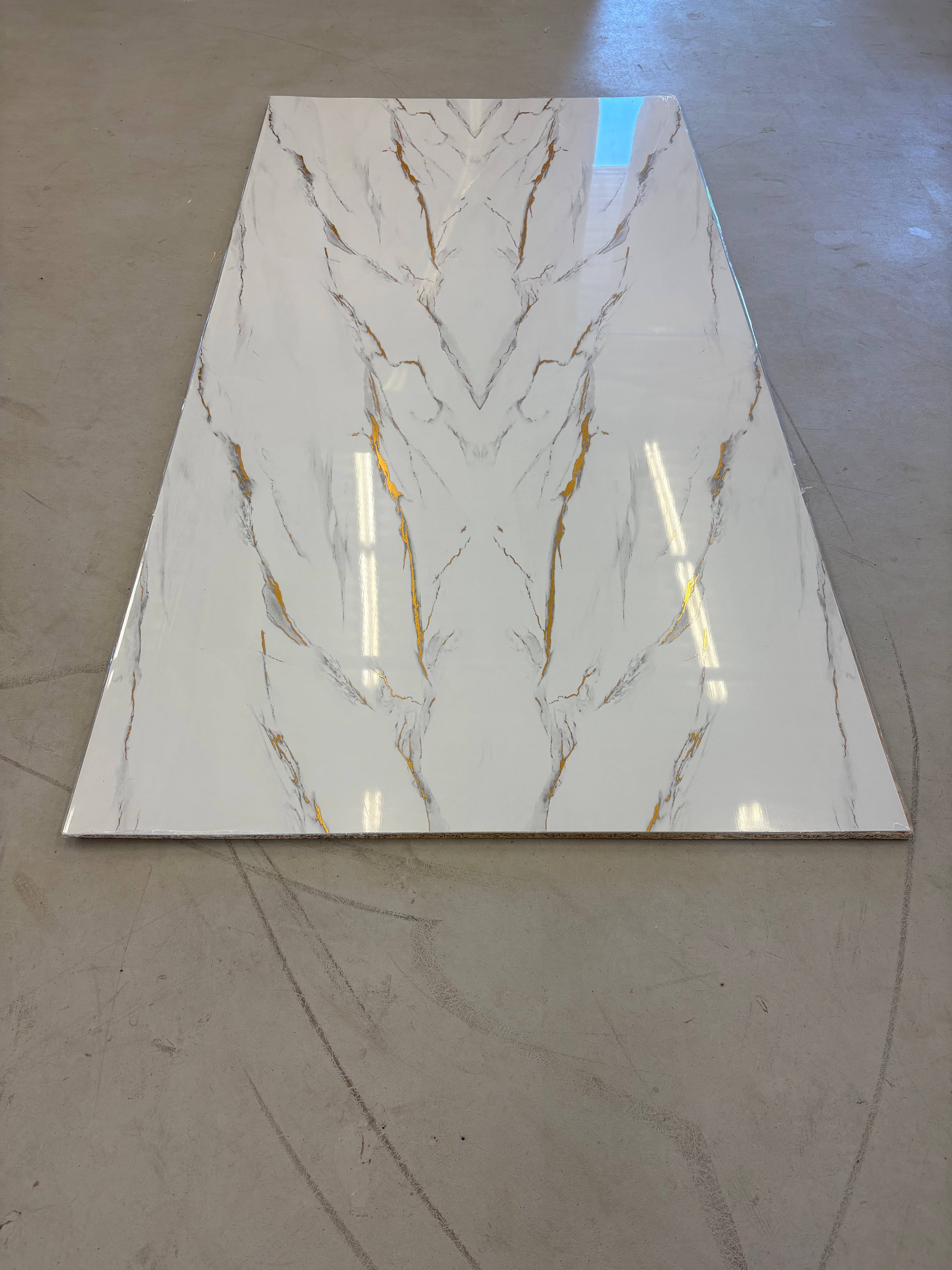 Panneau PVC imitation marbre 4 pieds x 8 pieds - FM 9