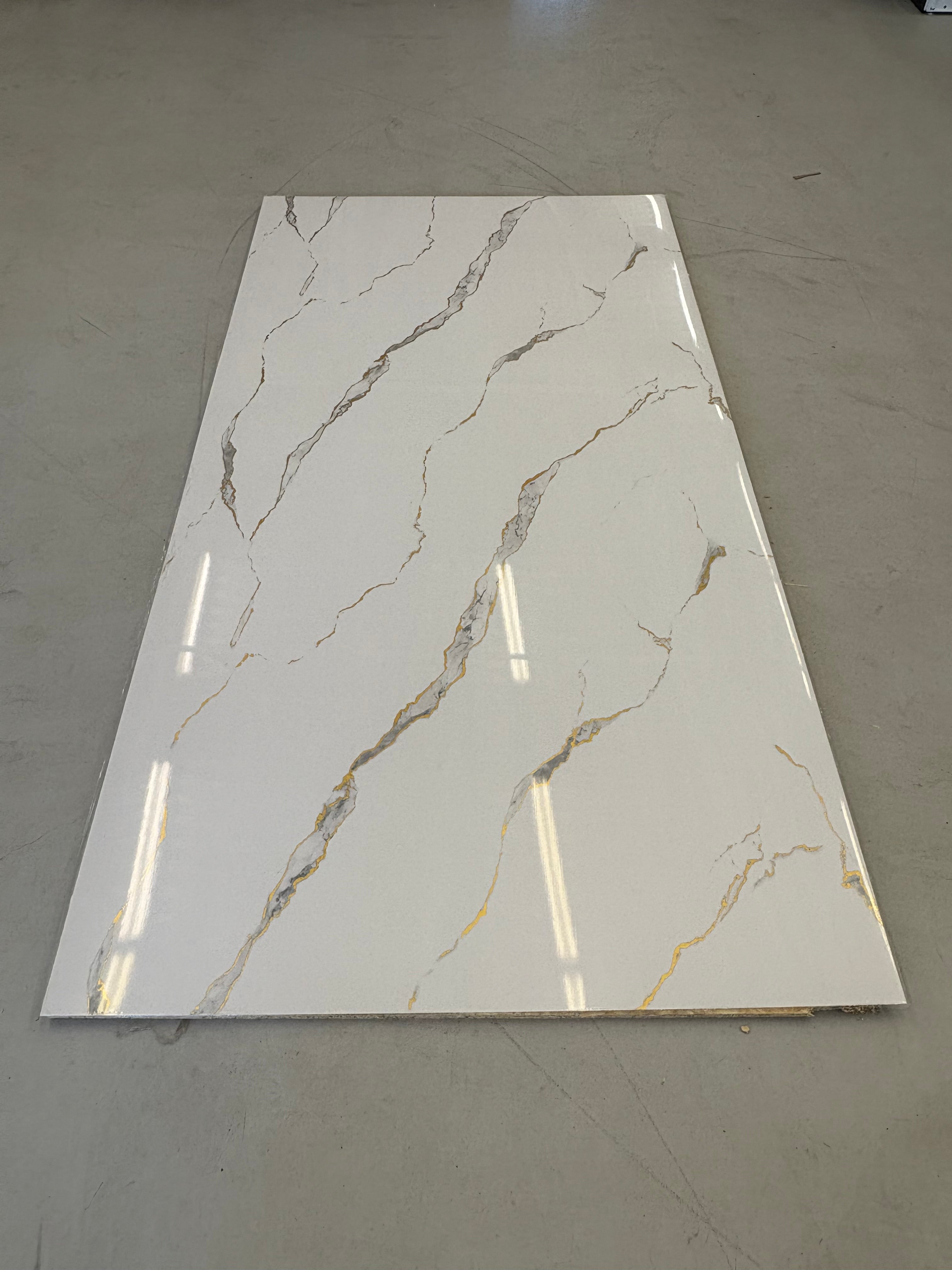 Panneau PVC imitation marbre 4 pieds x 8 pieds - FM 13