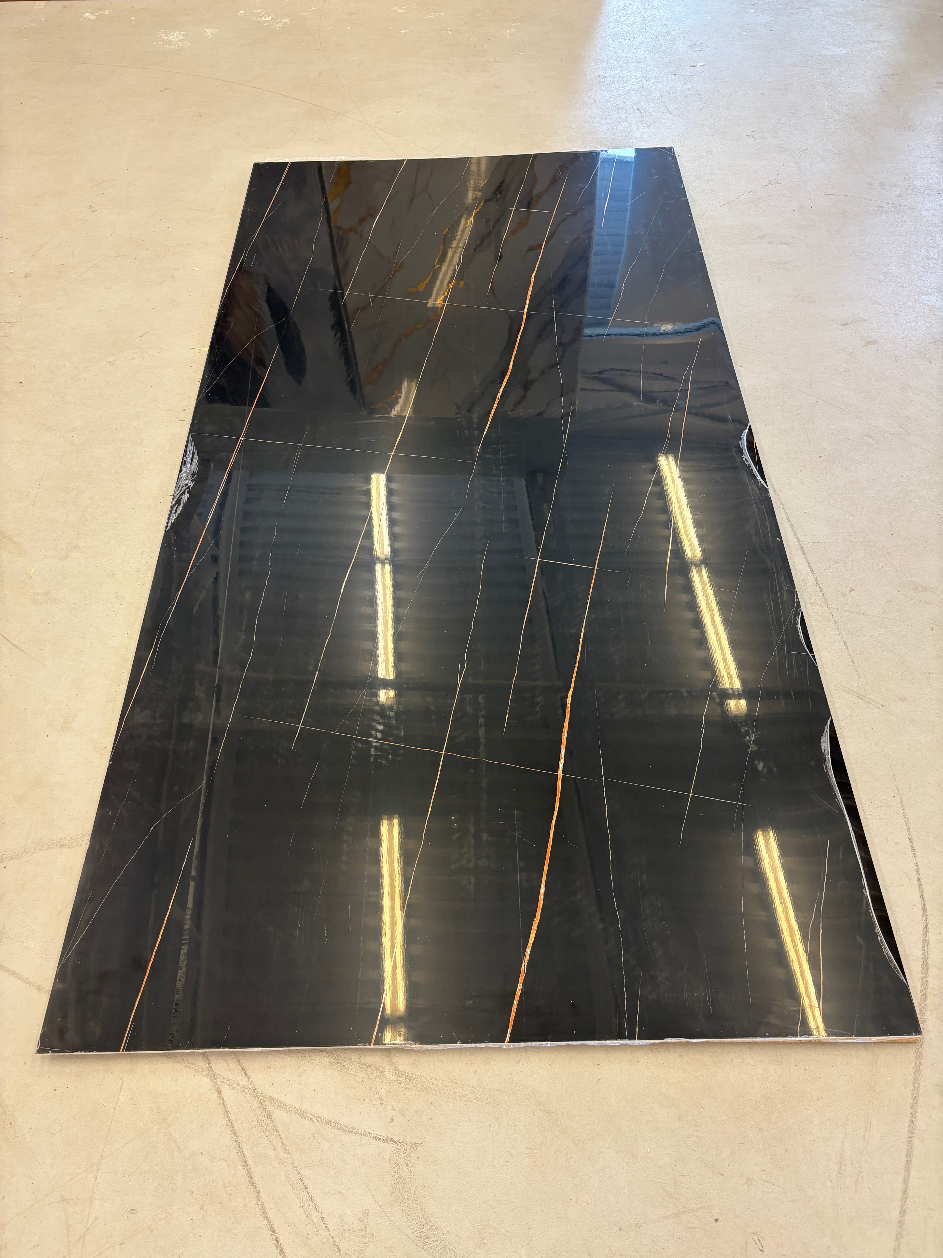 Panneau PVC imitation marbre 4 pieds x 8 pieds - FM 15