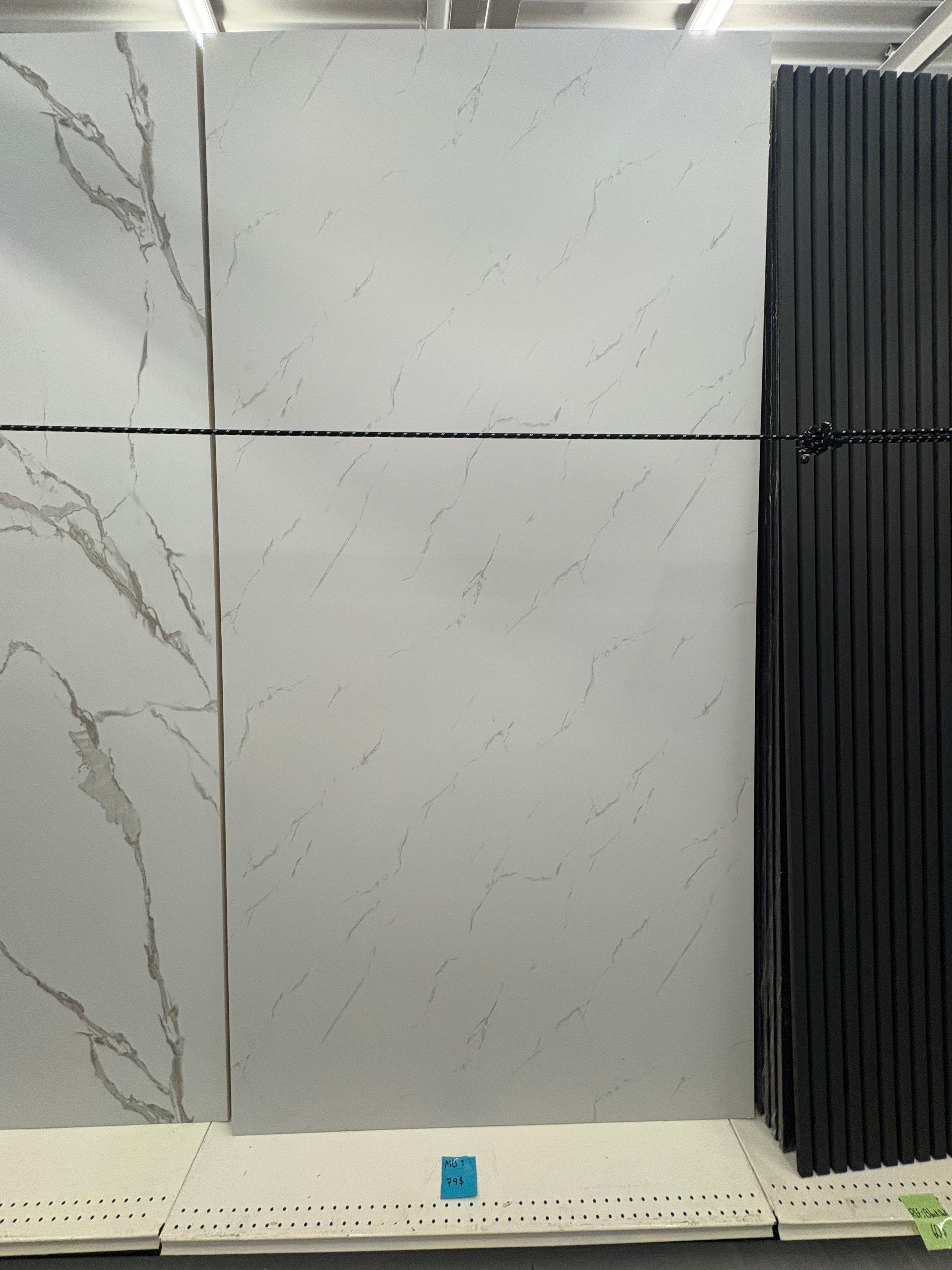 Mur de douche SPC 5mm d'épaiseur 4 pieds x 8 pieds MD 1