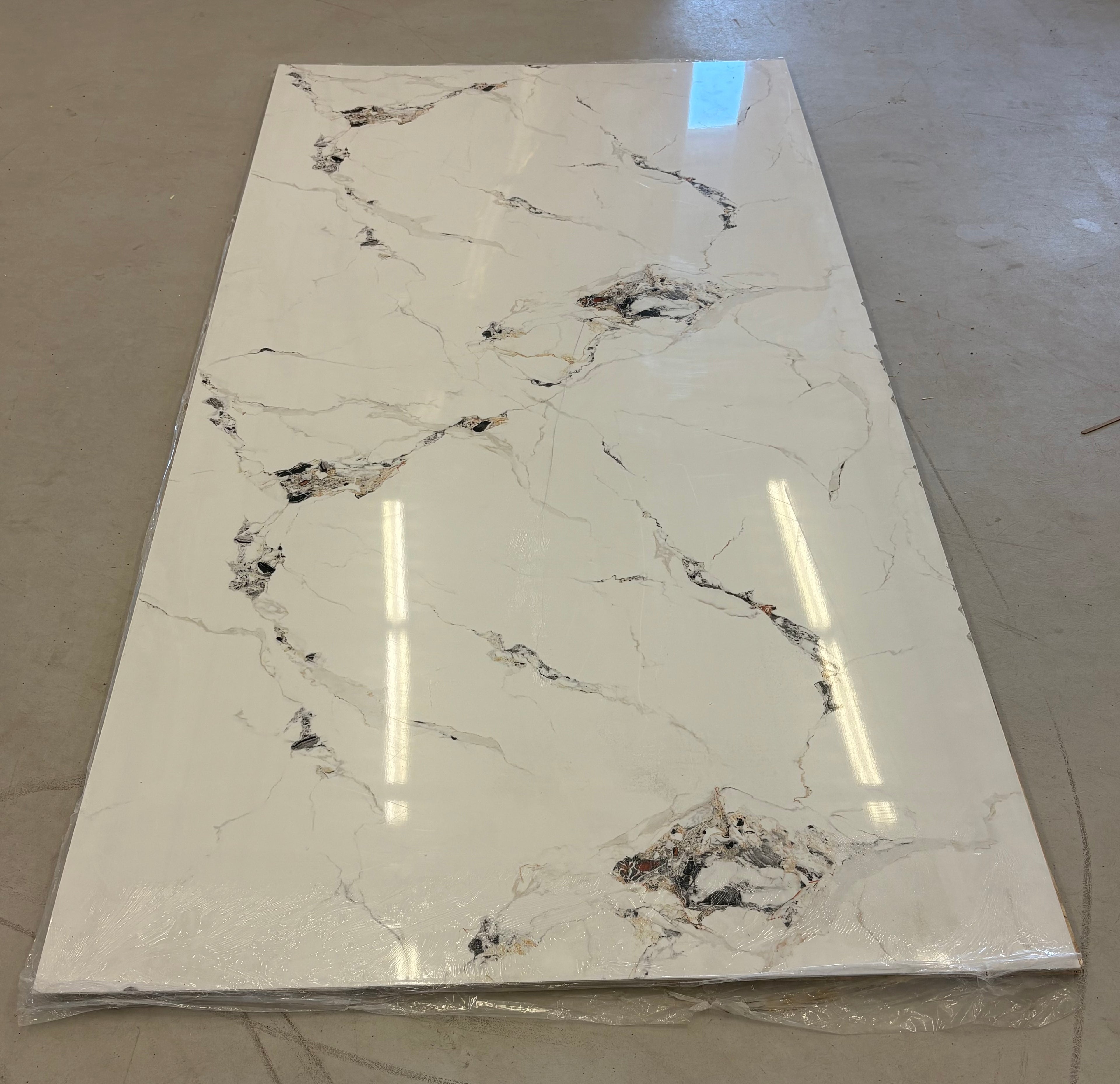 Panneau PVC imitation marbre 4 pieds x 8 pieds - FM 1